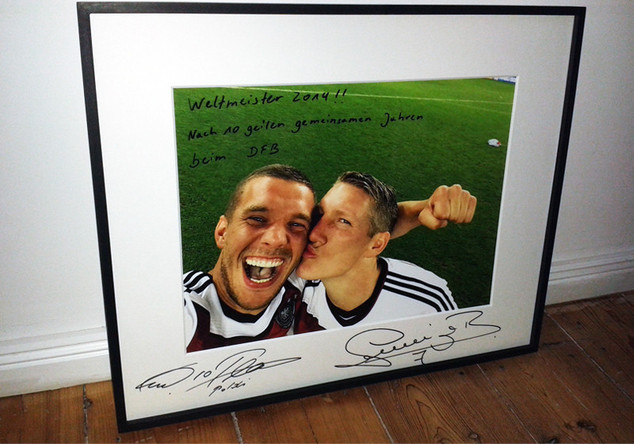 Podolski-Selfie   Podolski-Selfie