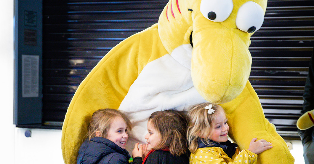  Pool-Konzert Maskottchen 