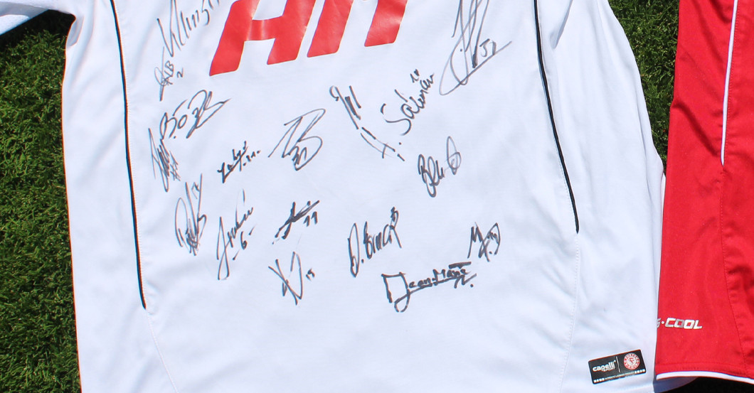  Pool-Konzert und Trikots 