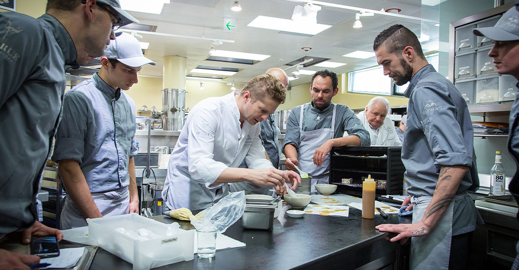 PR Hangar 7   PR Hangar 7
