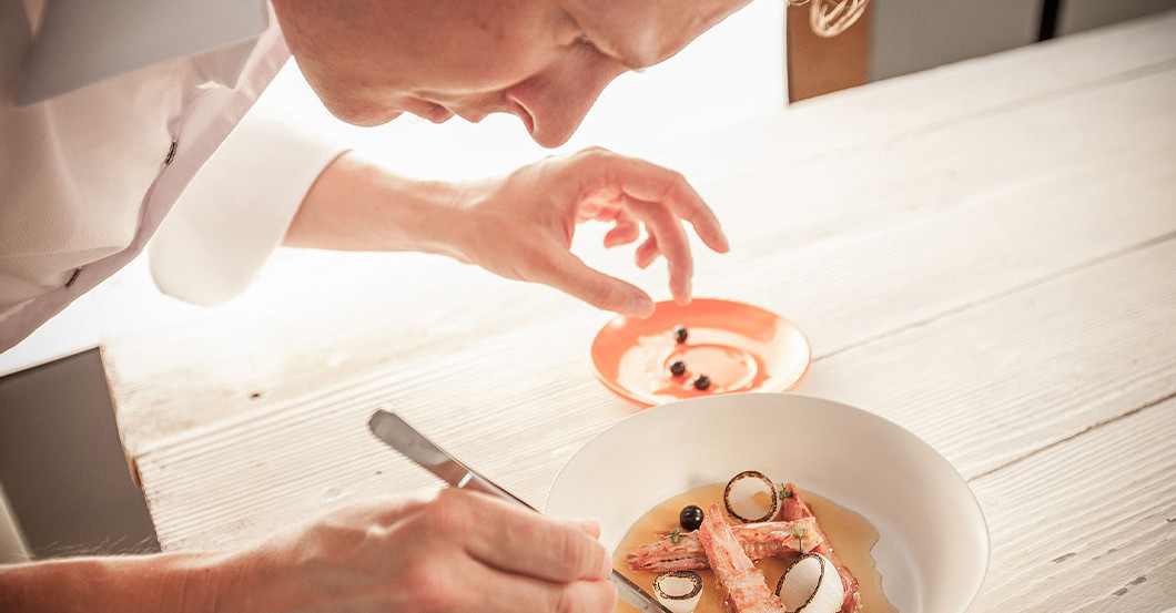 PR Hangar 7   PR Hangar 7