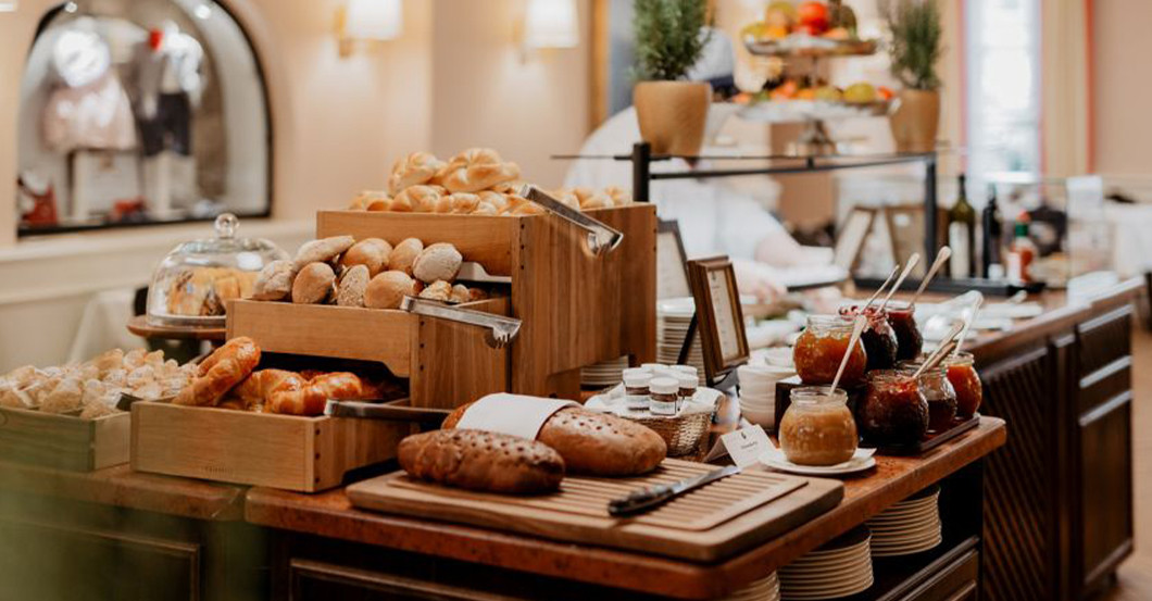 PR Hotel Goldener Hirsch    PR Hotel Goldener Hirsch