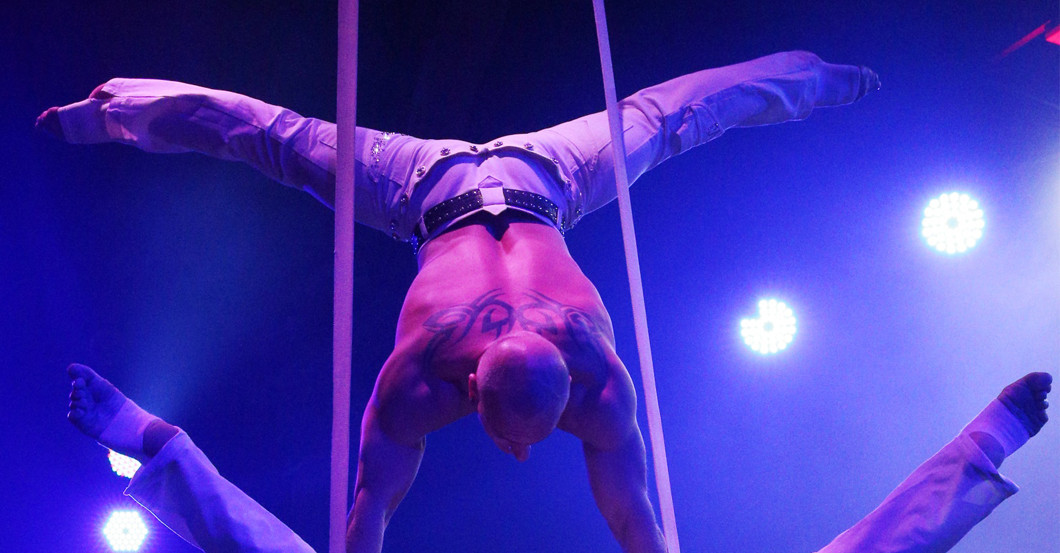 Premiere Dinner Show   Premiere Dinner Show