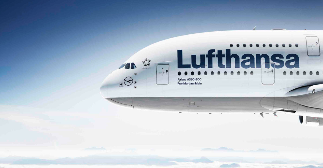  Premium Economy Panama 