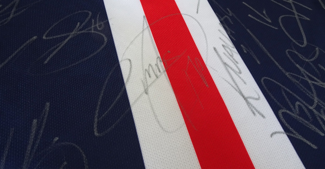  PSG Trikot teamsigniert 