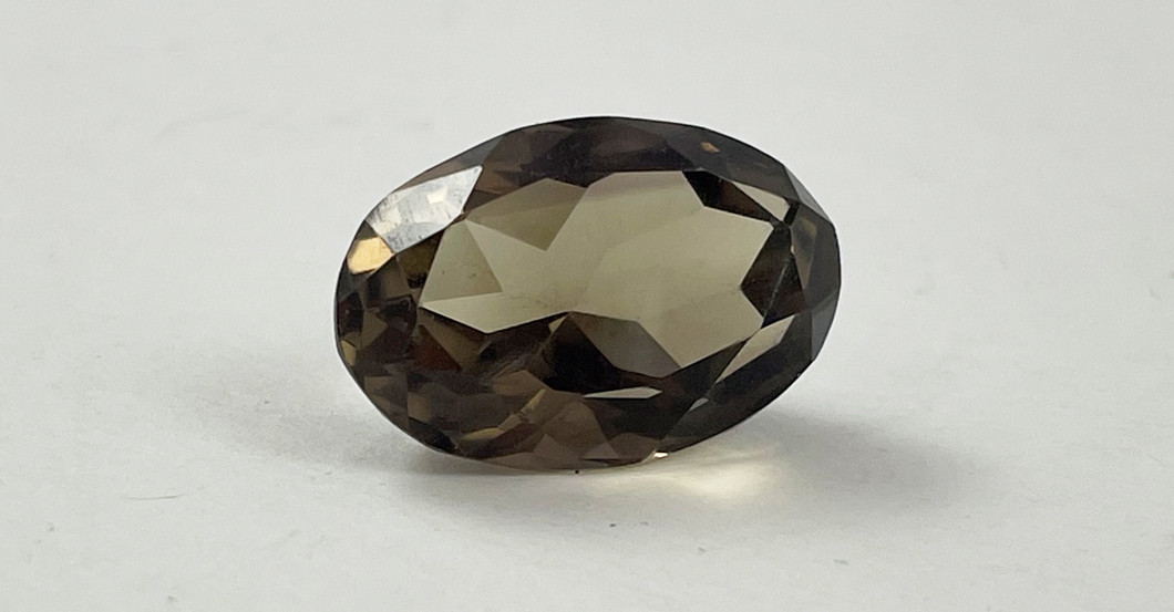  Rauchquarz 28,68ct oval 