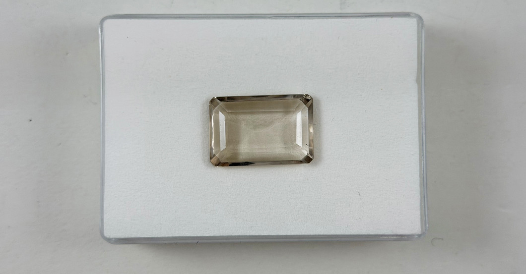  Rauchquarz hell Oktagon 