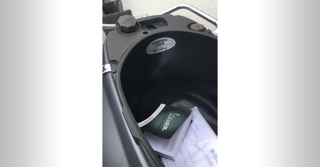 RB Leipzig Vespa   RB Leipzig Vespa