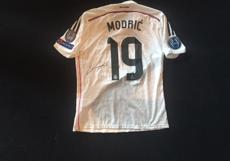 Real-Trikot Luka Modrić   Real-Trikot Luka Modrić
