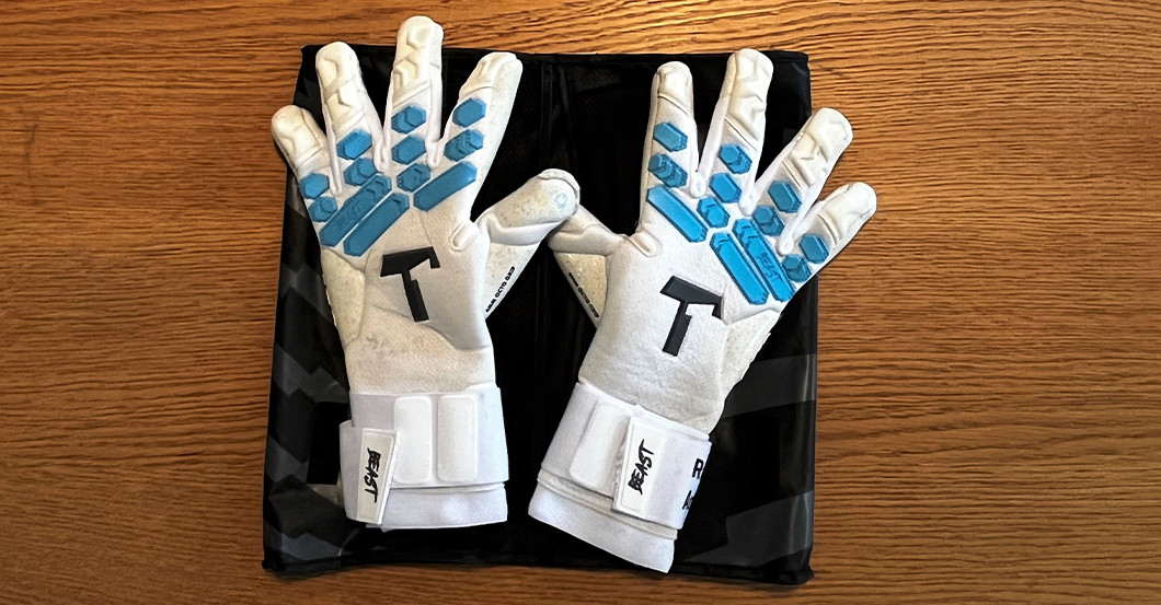  Rene Adler Handschuhe 