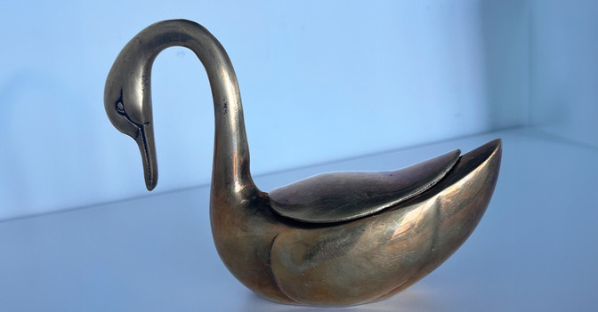 Requisite Schwanenfett   Requisite Schwanenfett