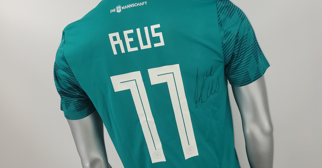  Reus DFB-Trikot signiert 