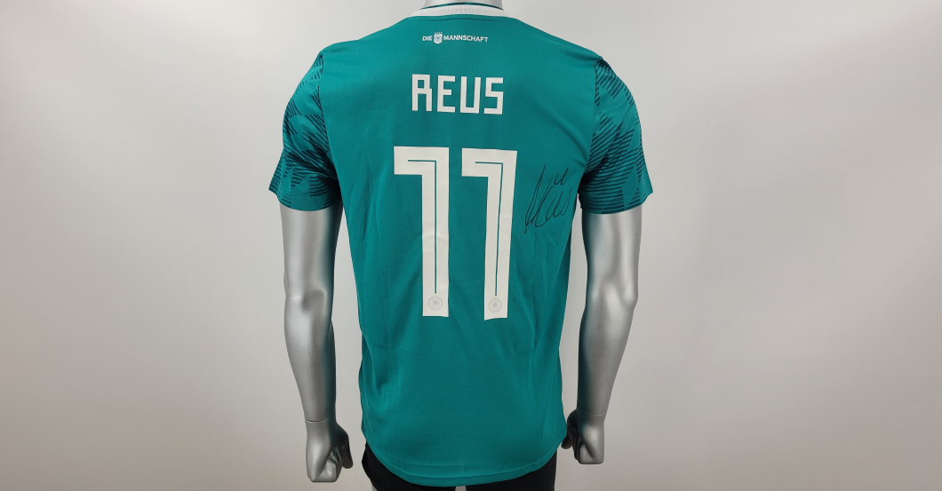  Reus DFB-Trikot signiert 