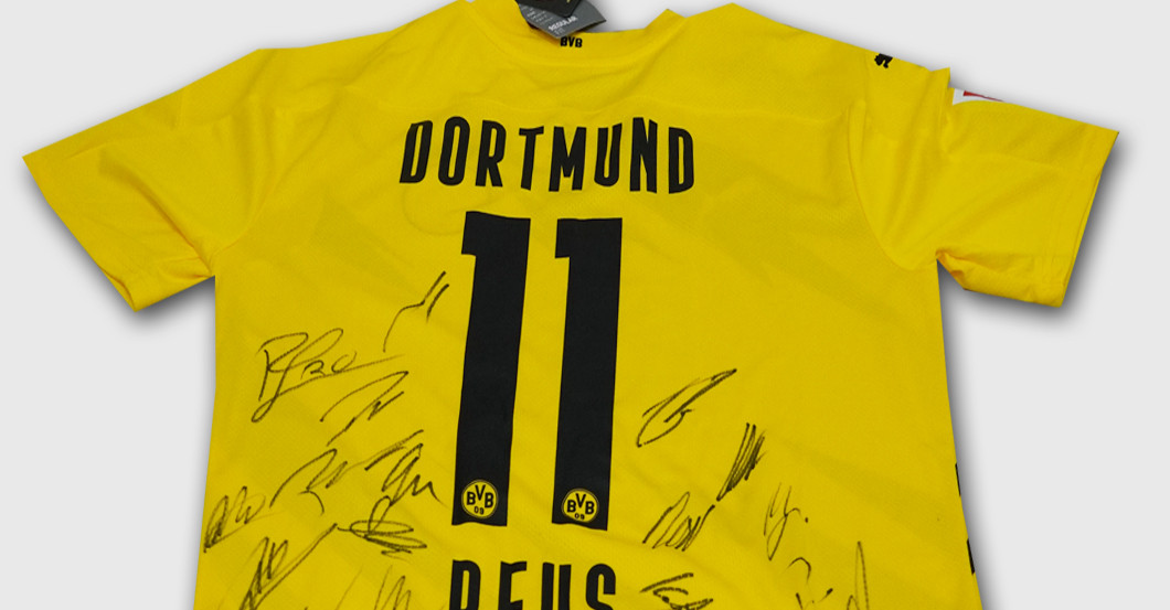Reus Trikot teamsigniert   Reus Trikot teamsigniert