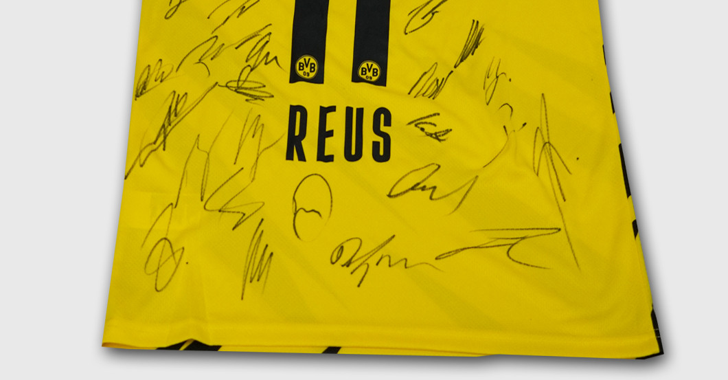 Reus Trikot teamsigniert   Reus Trikot teamsigniert
