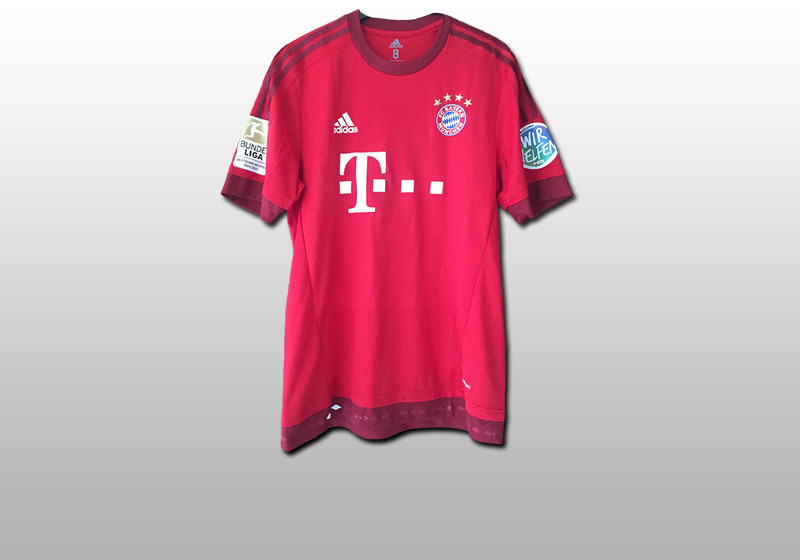 Robert Lewandowski Trikot   Robert Lewandowski Trikot