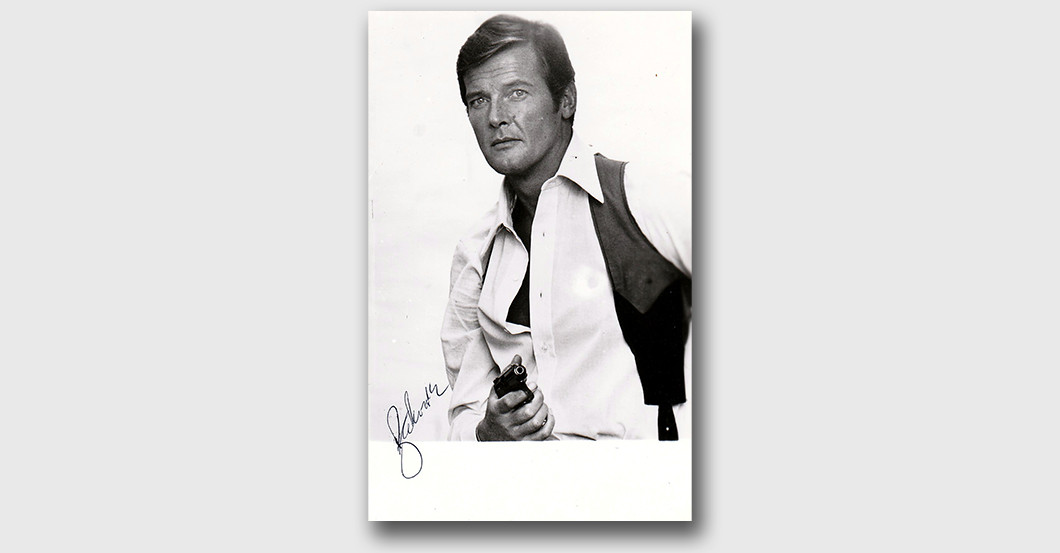  Roger Moore Starportrait 