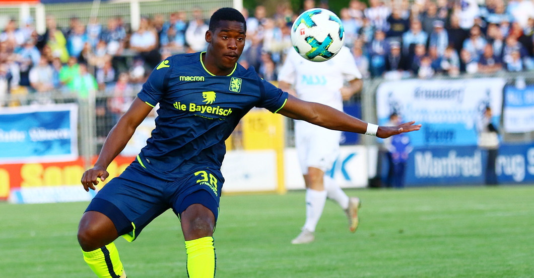  Romuald Lacazette Trikot 