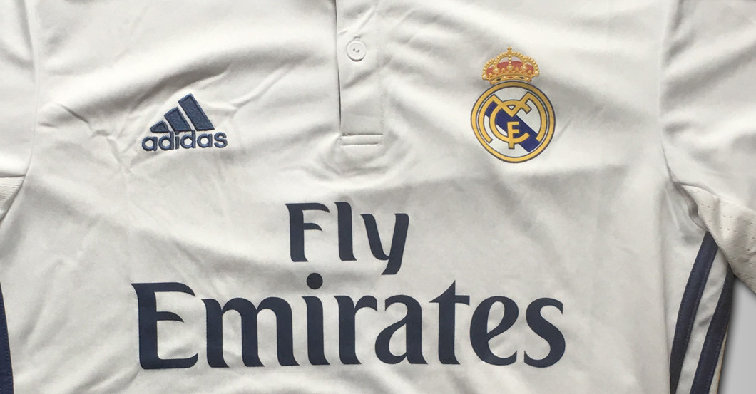 Ronaldos Trikot signiert   Ronaldos Trikot signiert