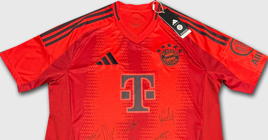 RTL Bayern Trikot   RTL Bayern Trikot