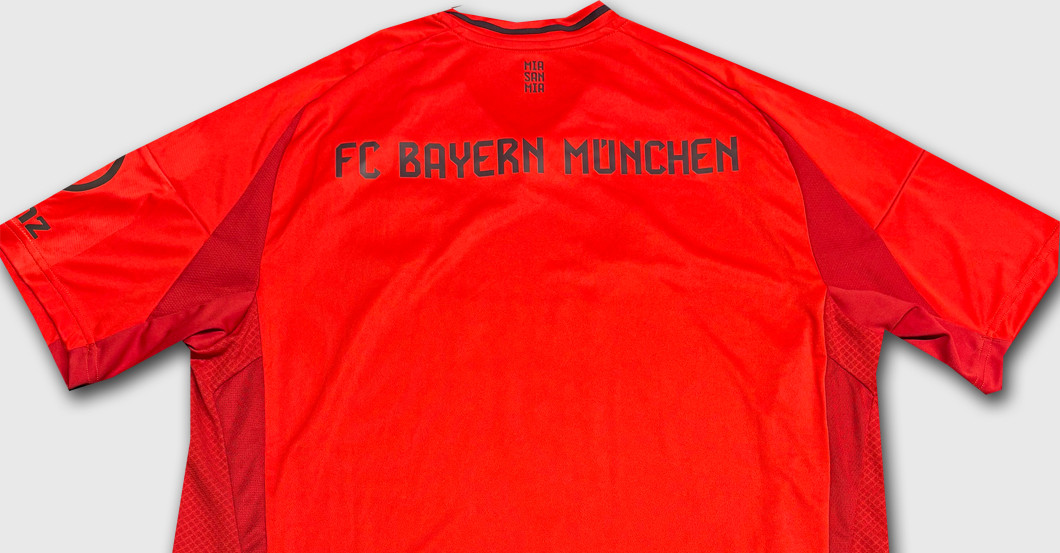 RTL Bayern Trikot   RTL Bayern Trikot