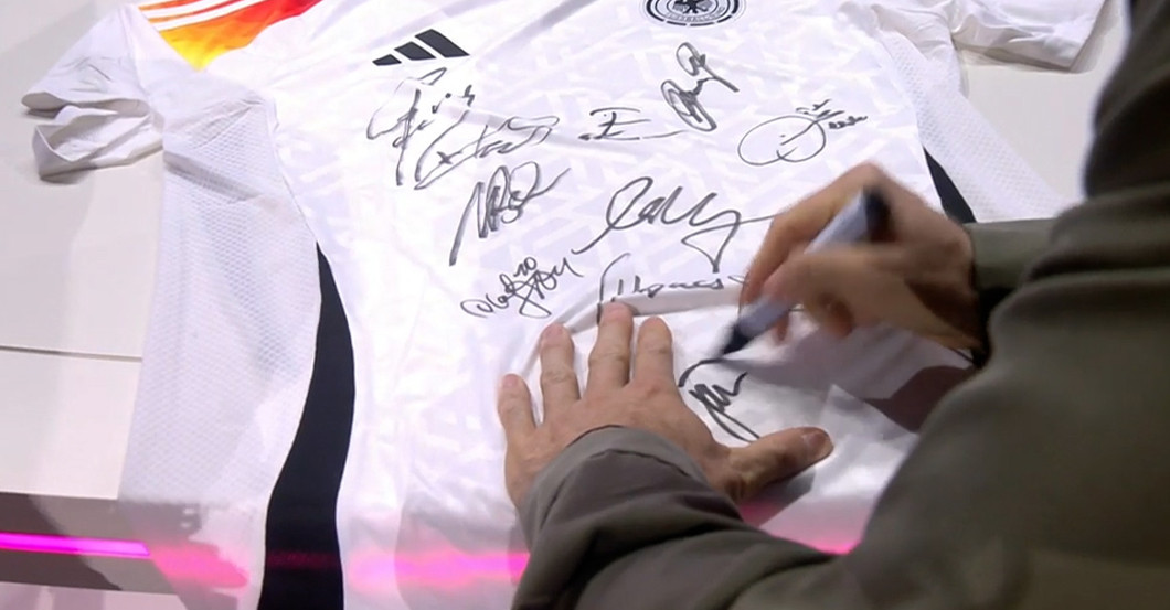 RTL DFB Trikot   RTL DFB Trikot