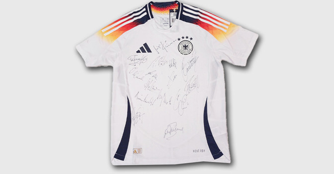 RTL EM Trikot Lierhaus   RTL EM Trikot Lierhaus