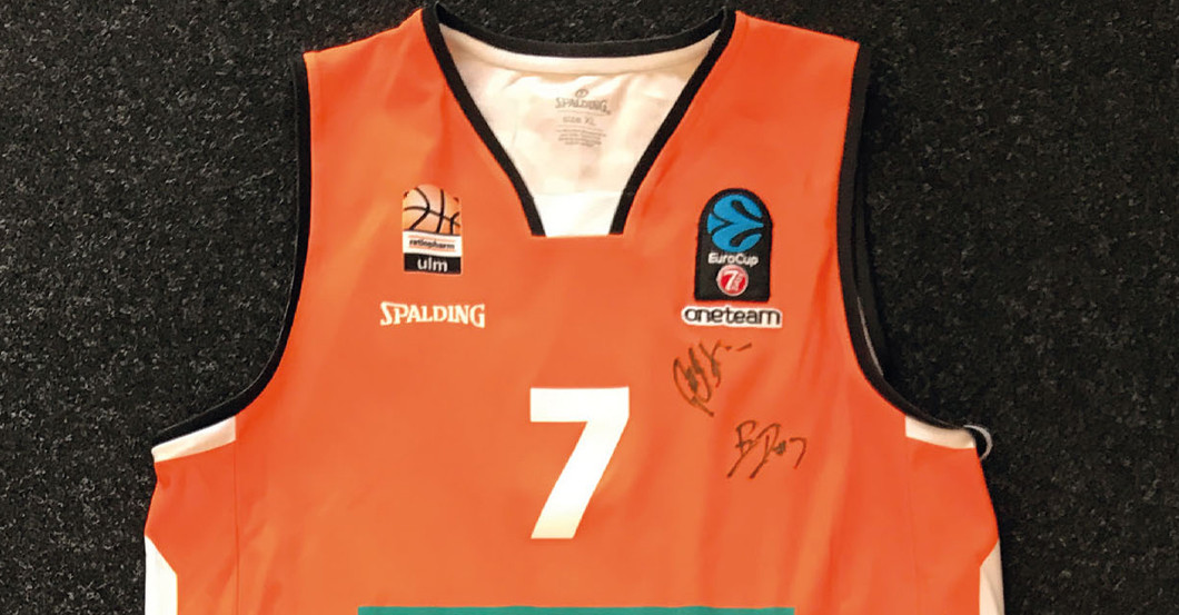  Ryan Thompson Outfit 