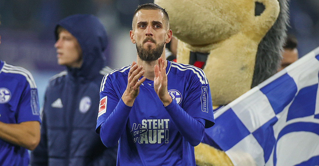 S04 stehtauf Drexler   S04 stehtauf Drexler