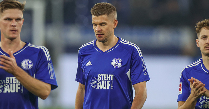 S04 stehtauf Terodde   S04 stehtauf Terodde