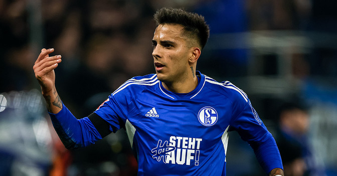 S04 stehtauf Zalazar   S04 stehtauf Zalazar