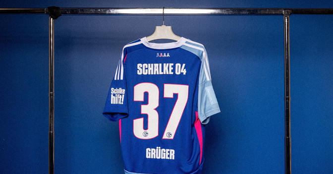  S04-Trikot Grueger 