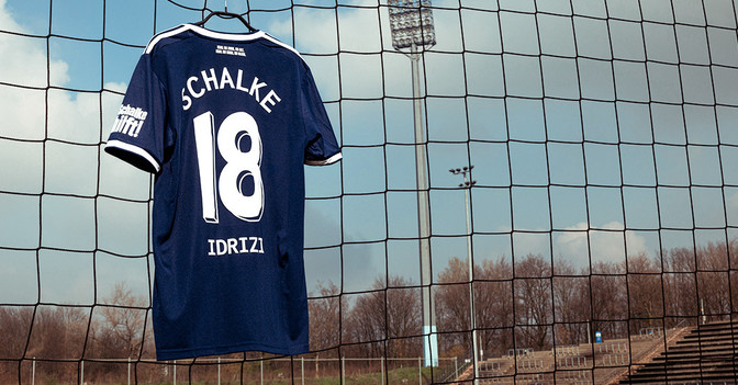 S04-Trikot Idrizi   S04-Trikot Idrizi