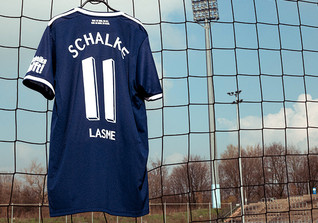  S04-Trikot Lasme 