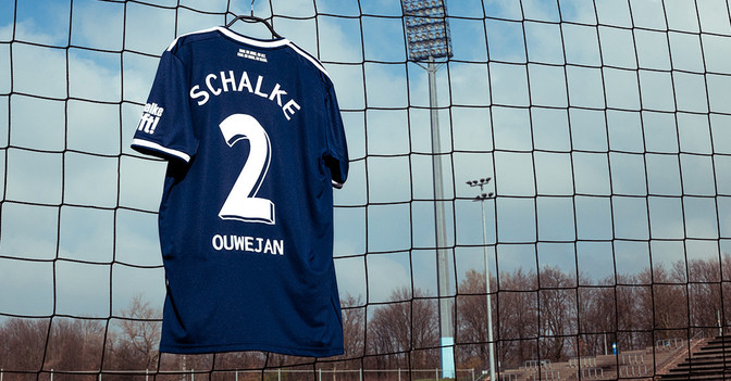 S04-Trikot Ouwejan   S04-Trikot Ouwejan