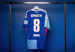  S04 Younes Trikot 