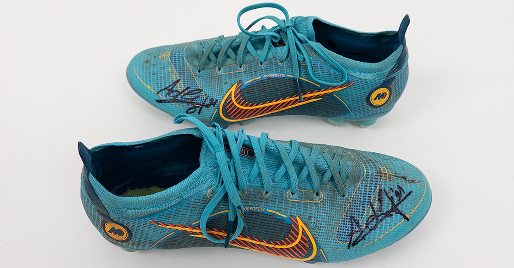 S4K Bayer 04-Schuhe Adli   S4K Bayer 04-Schuhe Adli