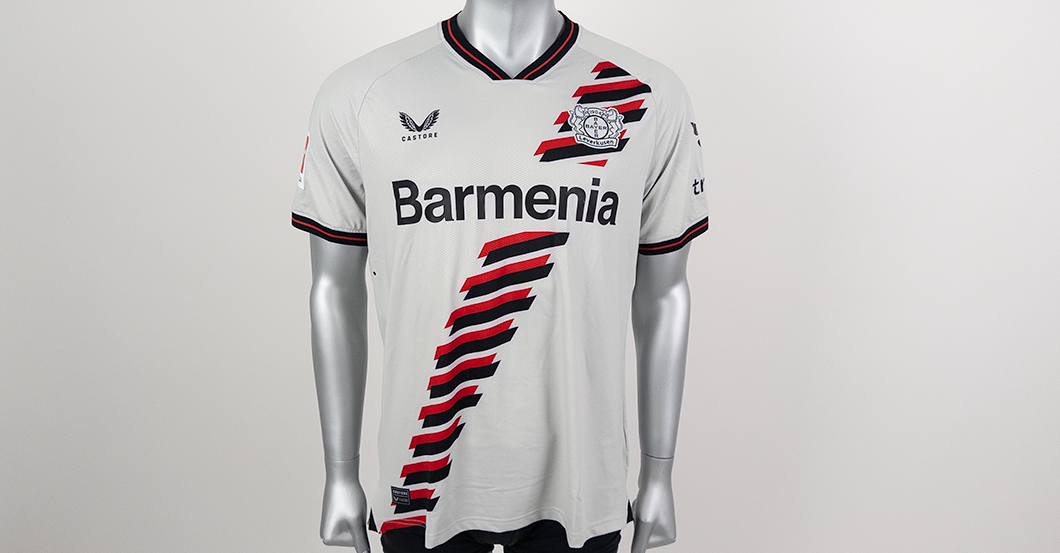 S4K Bayer 04-Trikot Tah   S4K Bayer 04-Trikot Tah