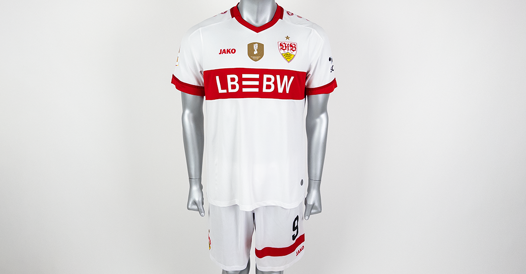 S4K Demirović Outfit   S4K Demirović Outfit