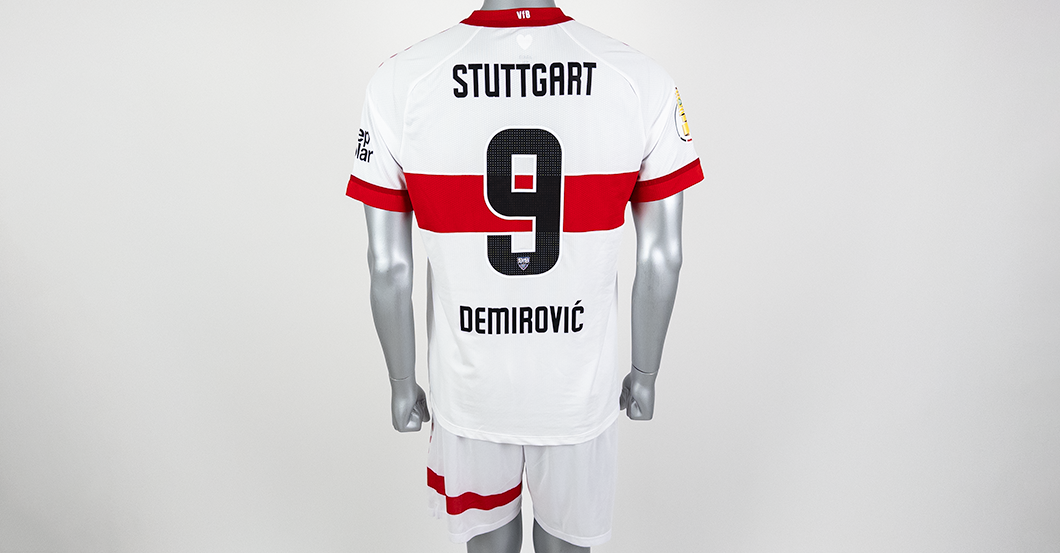 S4K Demirović Outfit   S4K Demirović Outfit