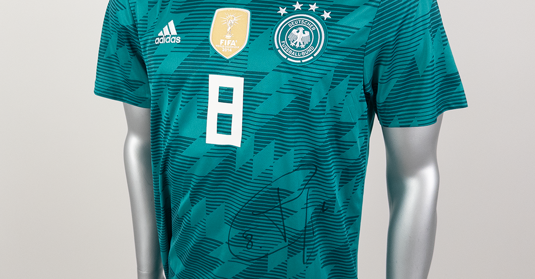 S4K DFB-Trikot Kroos grün   S4K DFB-Trikot Kroos grün