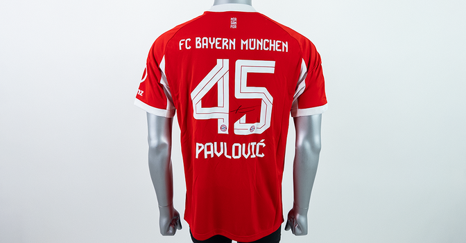  S4K FCB-Trikot Pavlović 