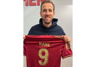  S4K Kane FCB Jubi-Trikot 
