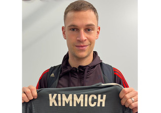  S4K Kimmich FCB-Trikot 