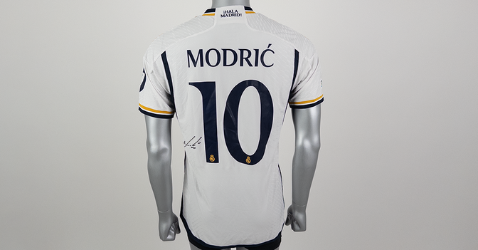  S4K Luka Modrić-Trikot  