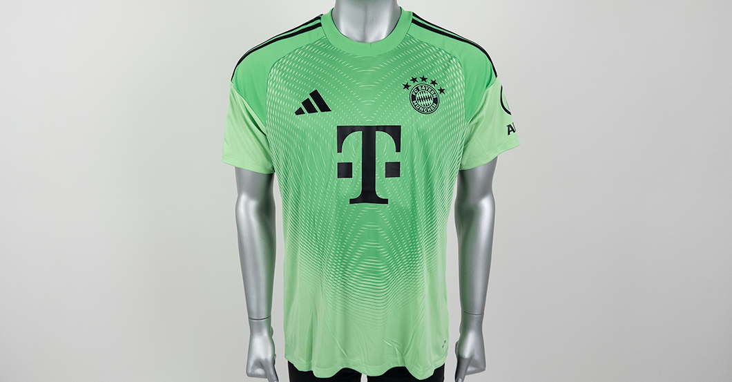 S4K Neuer FCB-Trikot   S4K Neuer FCB-Trikot