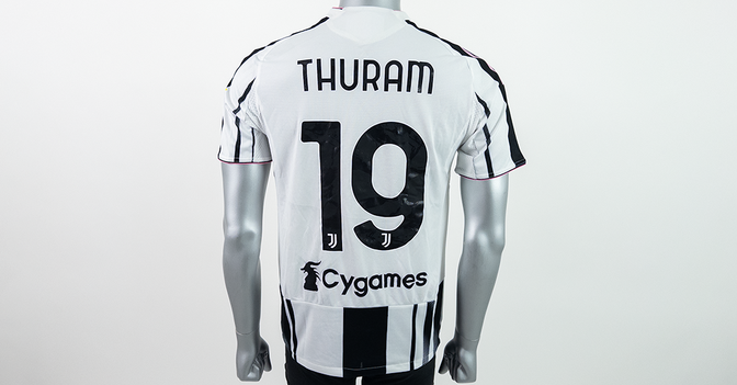  S4K Thuram Juve-Trikot 