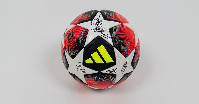  S4K VfB-Paris Ball 1 