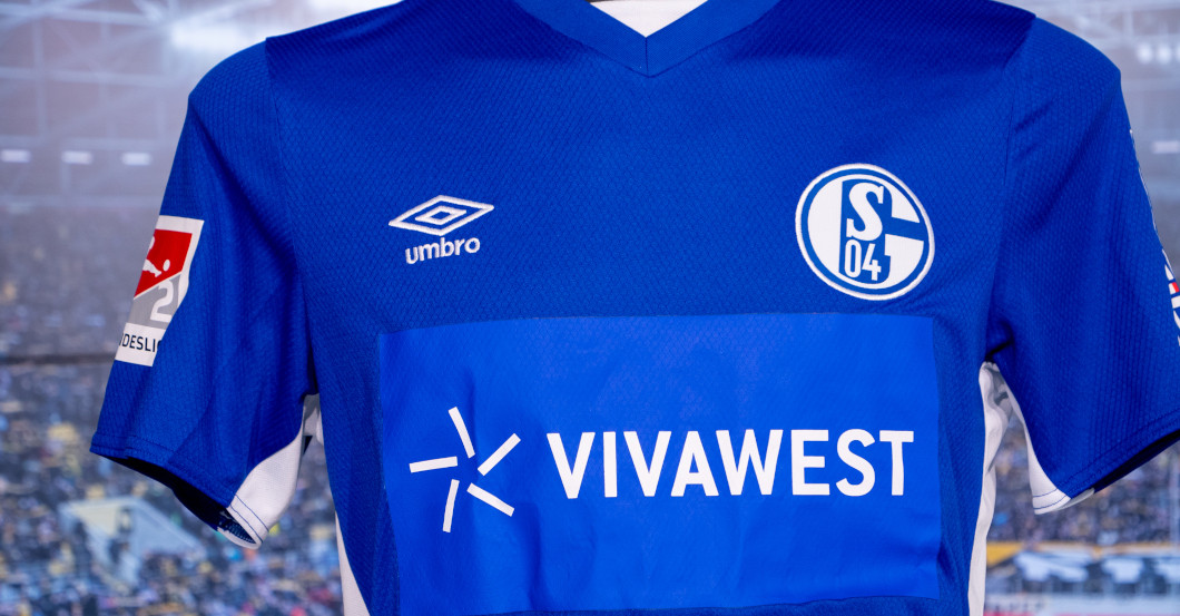 Schalke Paket Itakura   Schalke Paket Itakura