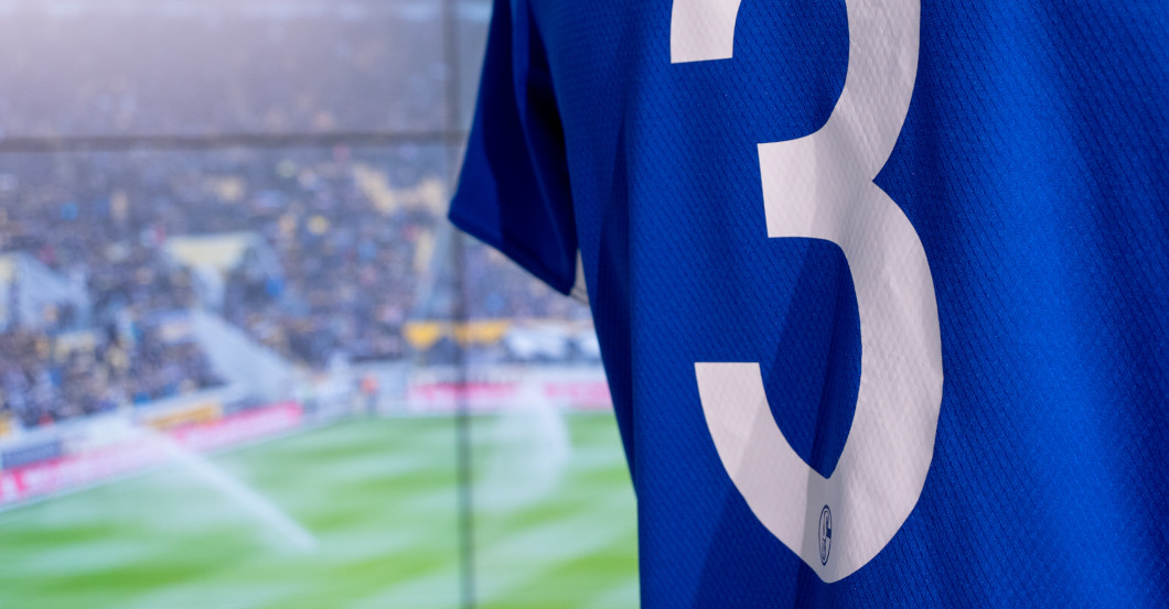 Schalke Paket Itakura   Schalke Paket Itakura